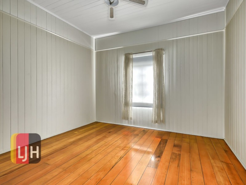 12 Thorrol Street, Wooloowin QLD 4030