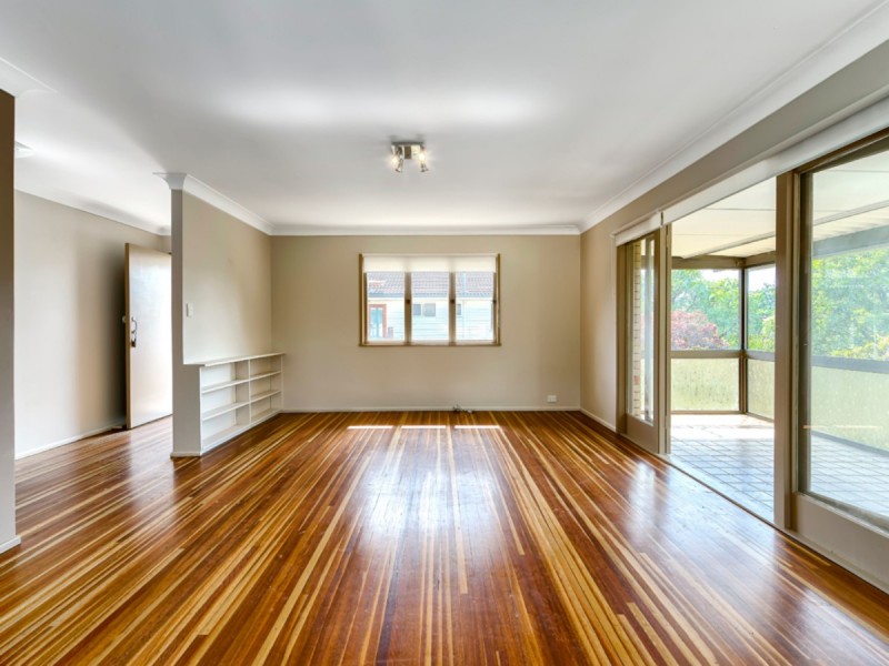 16 Euratha Street, Stafford Heights QLD 4053