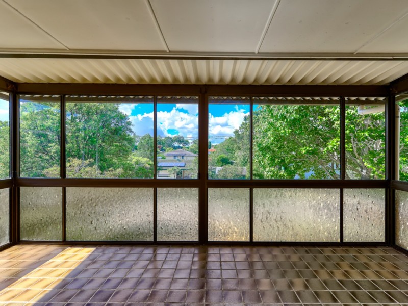 16 Euratha Street, Stafford Heights QLD 4053