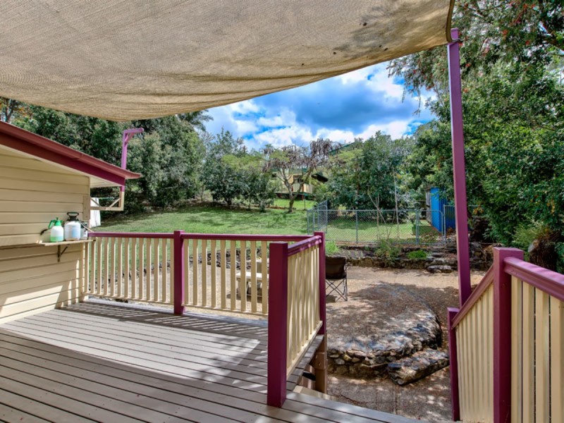 39 Castling Street, Stafford QLD 4053