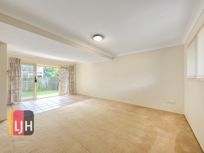2/11 Groom Street, Gordon Park QLD 4031