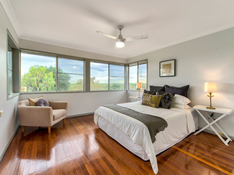 20 Chevalier Street, Mcdowall QLD 4053