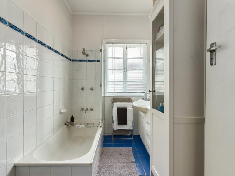 57 Twelfth Avenue, Kedron QLD 4031