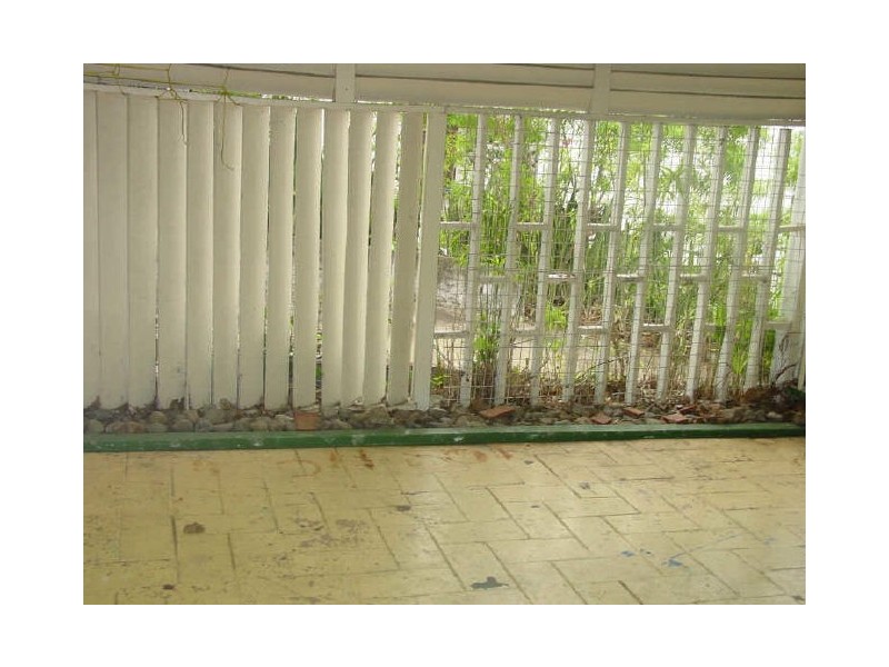 10 Alcester Street, Grange QLD 4051