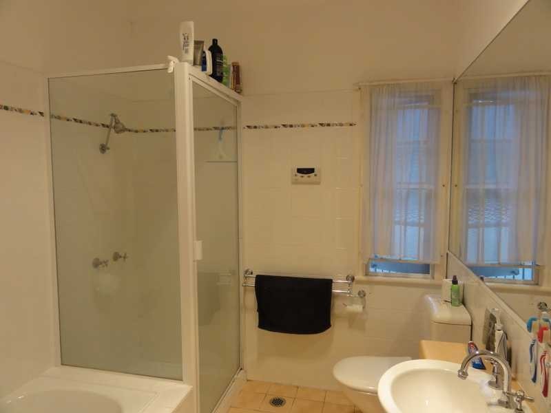 12 Lutana Street, Stafford QLD 4053