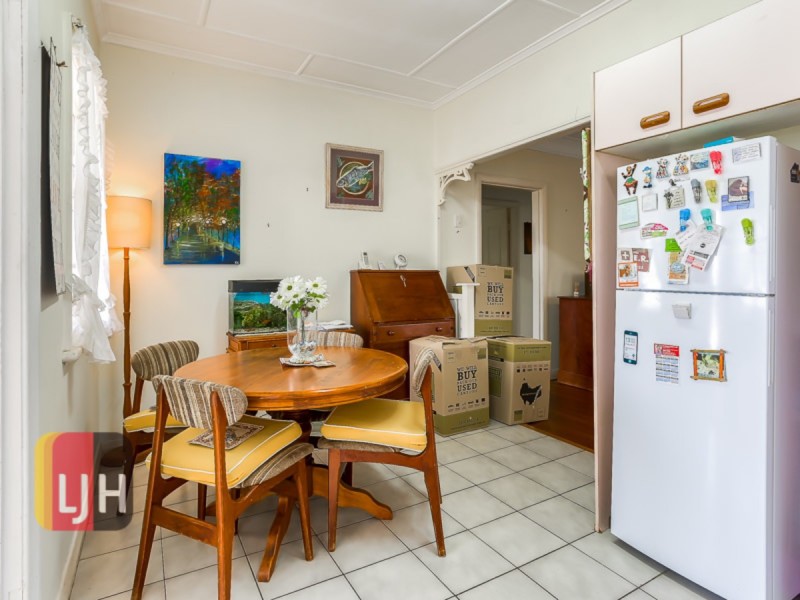 14 Waroon Street, Stafford QLD 4053