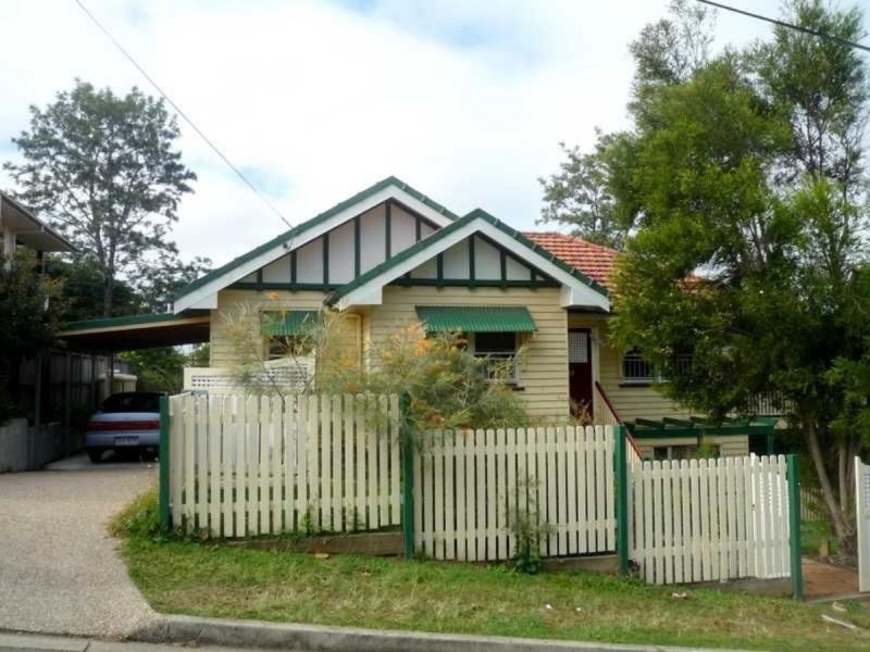 57 Gracemere Street, Newmarket QLD 4051