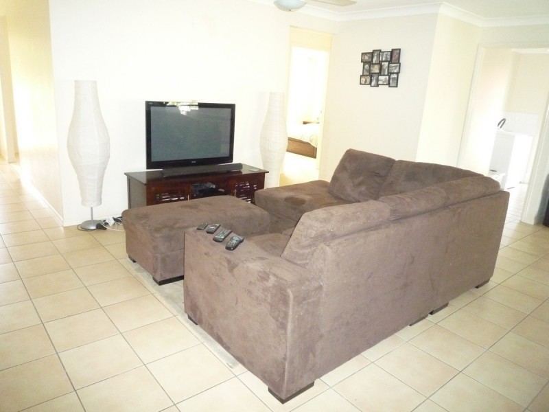 7 Yarraman Street, Arana Hills QLD 4054