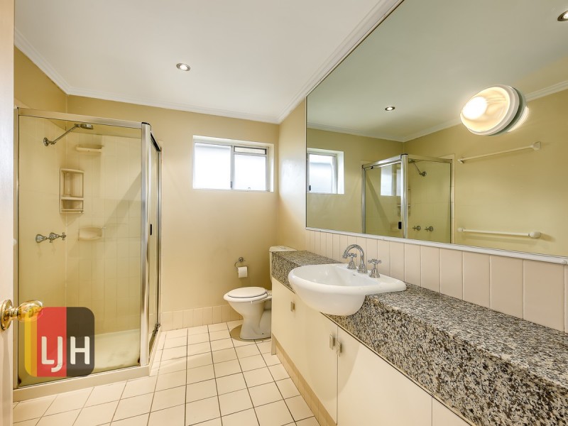 4/27 Dobson Street, Ascot QLD 4007