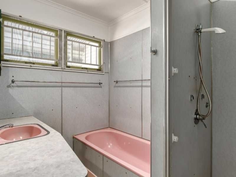 22 Chuter Street, Stafford Heights QLD 4053