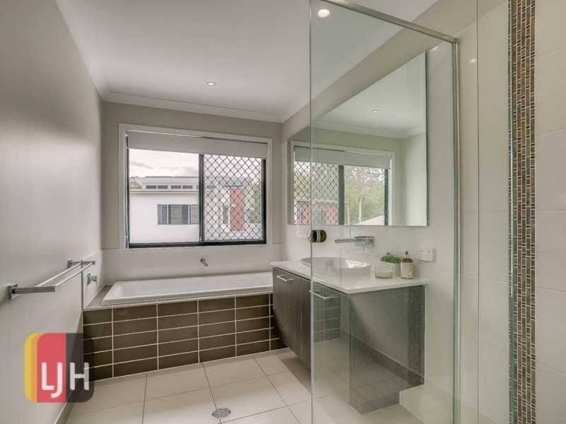 78 Feathertail Street, Wakerley QLD 4154