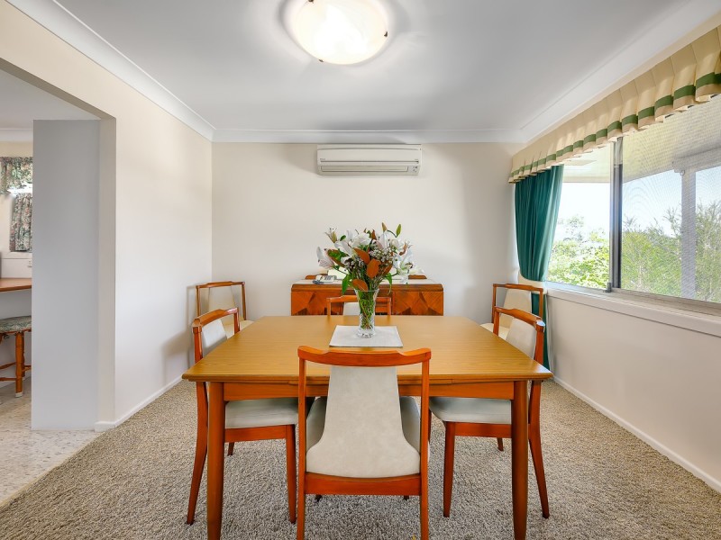 6 Bursaria Court, Everton Hills QLD 4053