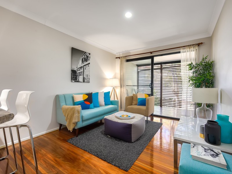 2/38 Thurlow Street, Newmarket QLD 4051