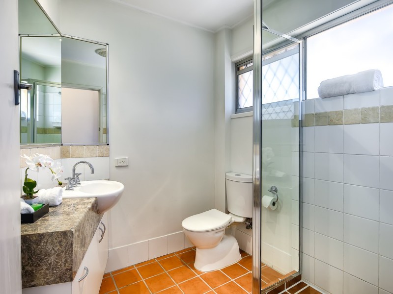 2/38 Thurlow Street, Newmarket QLD 4051