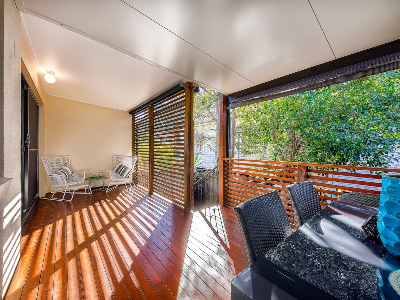 2/38 Thurlow Street, Newmarket QLD 4051