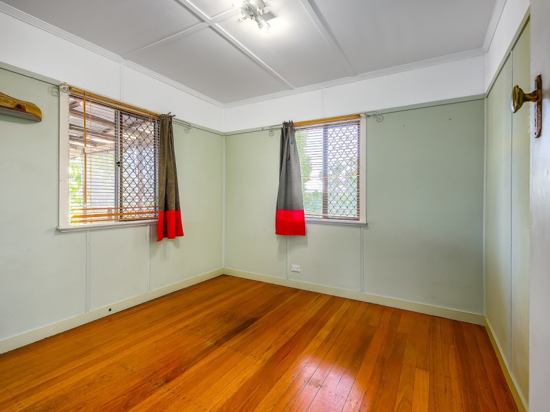 27 Thuruna Street, Stafford QLD 4053