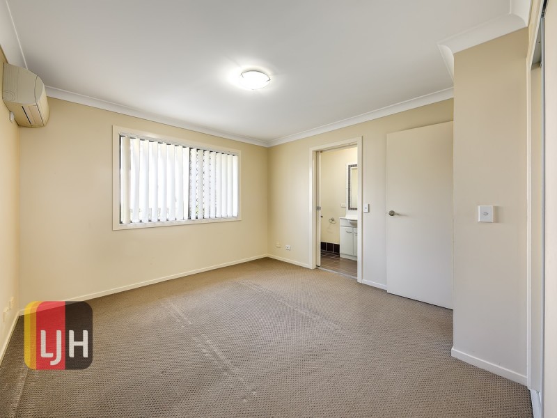 2/25 Western Avenue, Chermside QLD 4032