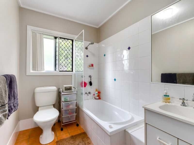 3/5 Curwen Terrace, Chermside QLD 4032