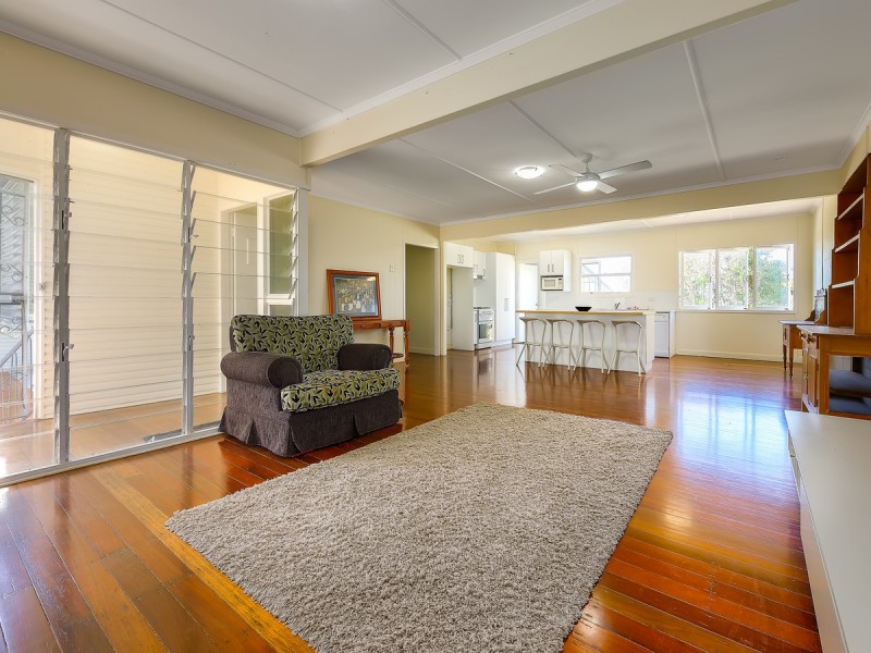 49 Normanton Street, Stafford Heights QLD 4053