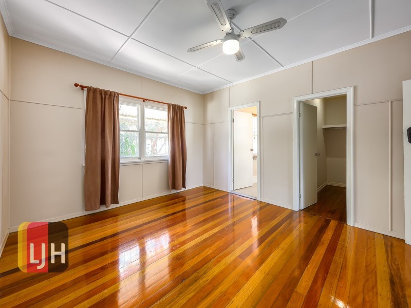 No. 57 Gracemere Street, Newmarket QLD 4051