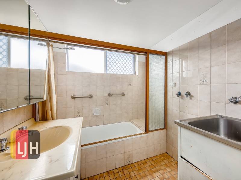 U 2/151 Stafford Road, Kedron QLD 4031