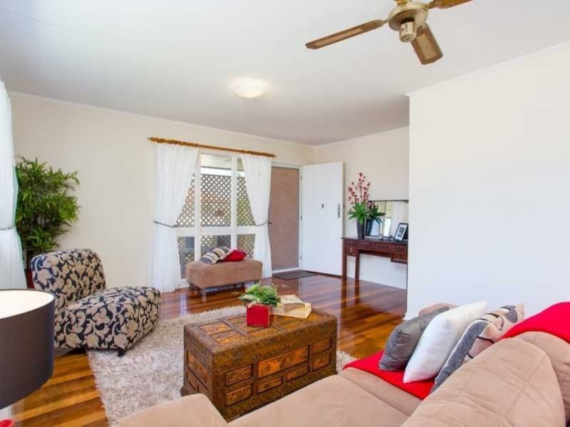 12 Besson Street, Stafford Heights QLD 4053