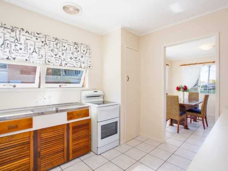 12 Besson Street, Stafford Heights QLD 4053