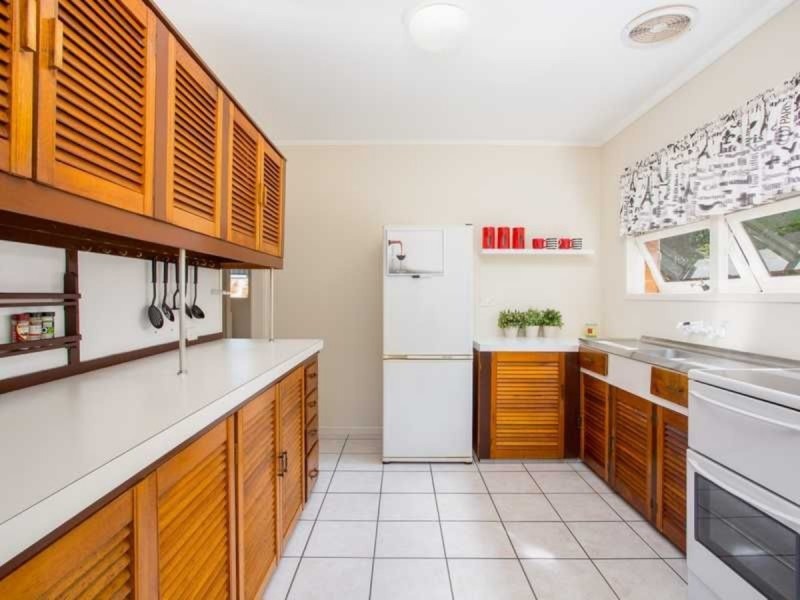 12 Besson Street, Stafford Heights QLD 4053