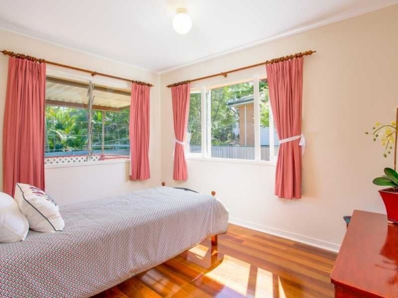 12 Besson Street, Stafford Heights QLD 4053