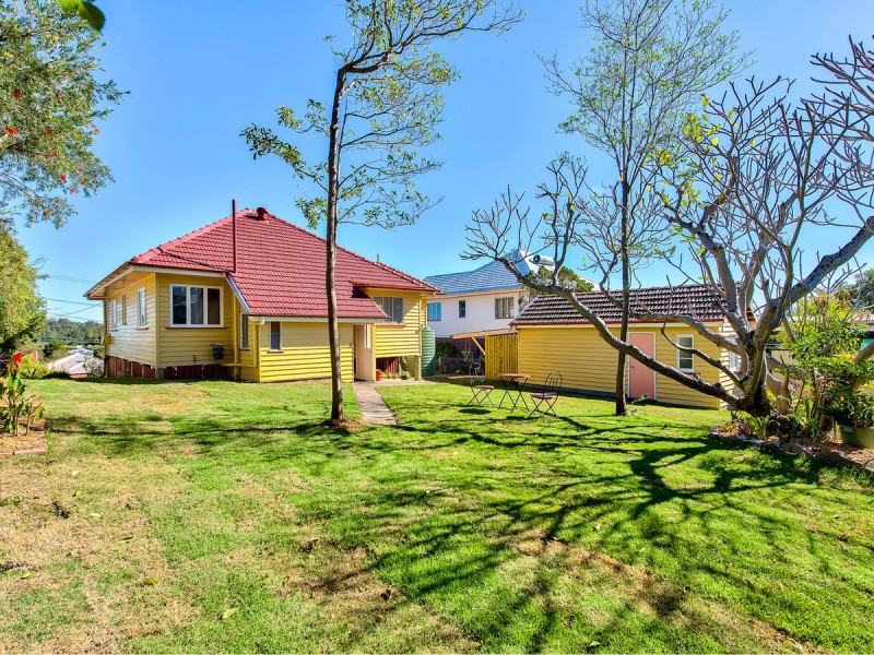 73 Pateena Street, Stafford QLD 4053