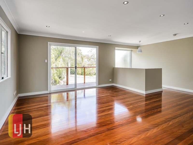 102 Niven Street, Stafford Heights QLD 4053