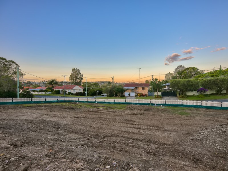 98 Byth Street, Stafford QLD 4053