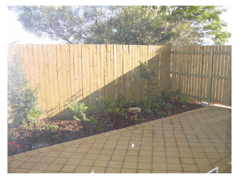 4/37 Seventh Avenue, Windsor QLD 4030