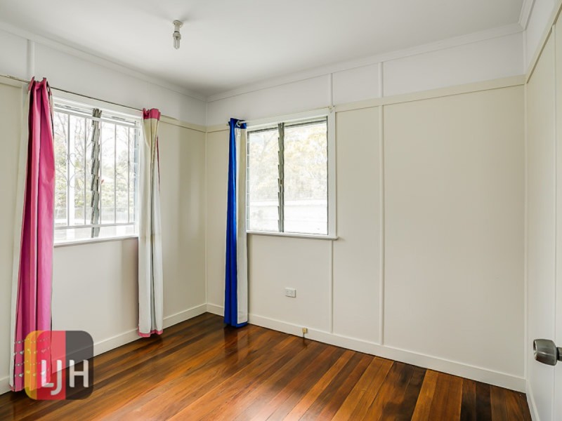 19 Thuruna Street, Stafford QLD 4053