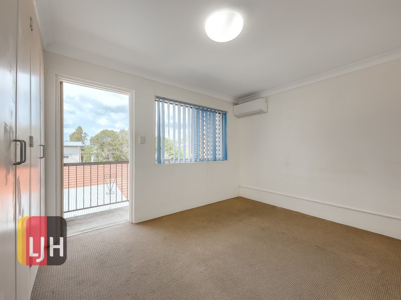 4/14 Foster Street, Newmarket QLD 4051