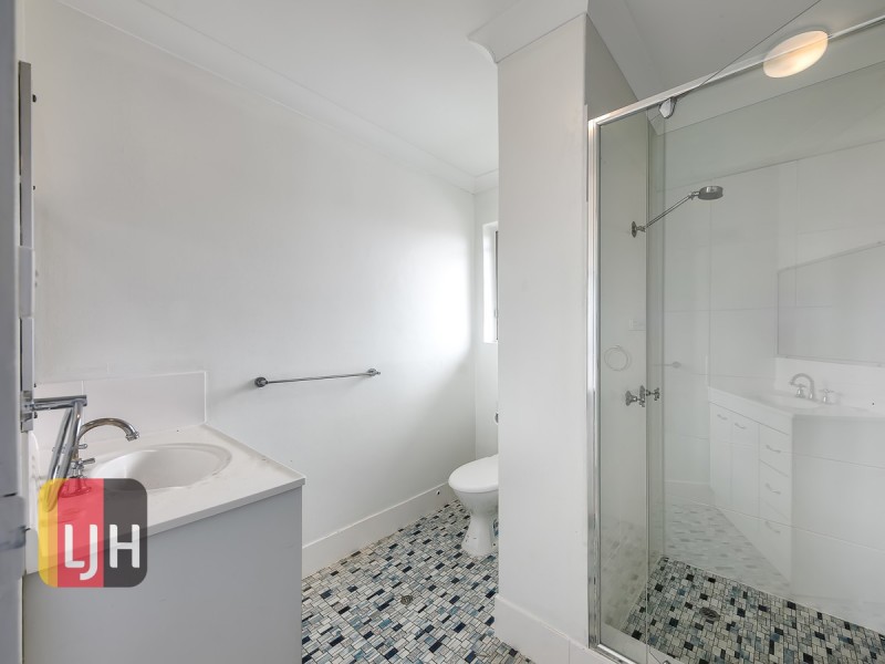 4/14 Foster Street, Newmarket QLD 4051