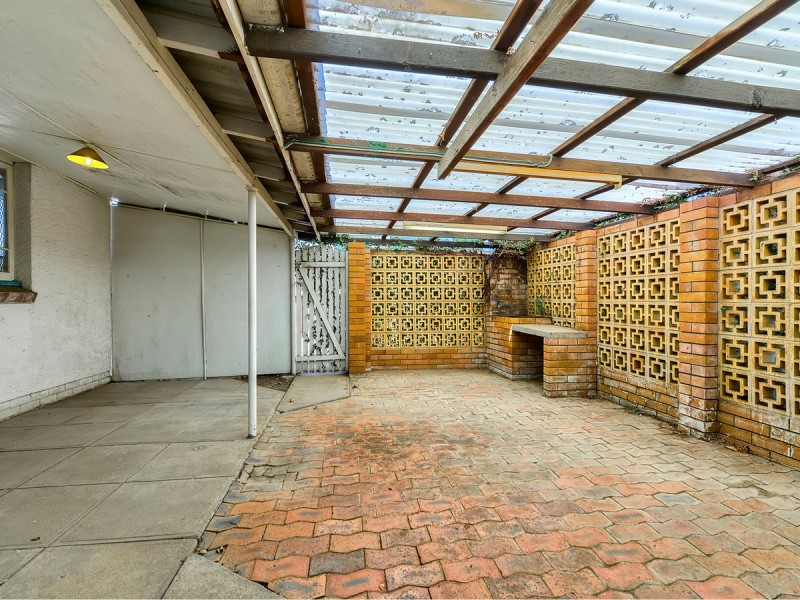 11 Fourteenth Avenue, Kedron QLD 4031