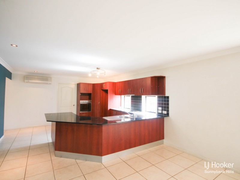 7 Morialta Place, Parkinson QLD 4115