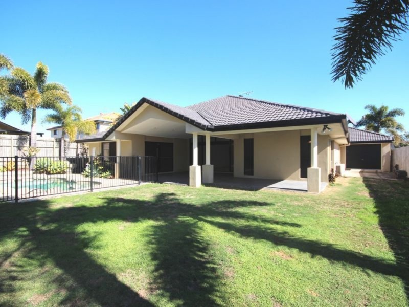 7 Morialta Place, Parkinson QLD 4115