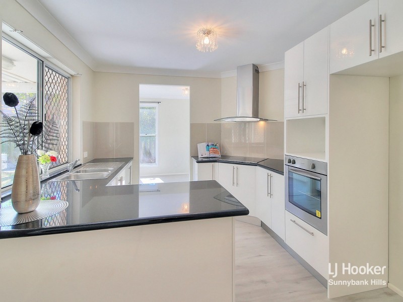12 Housman Place, Calamvale QLD 4116