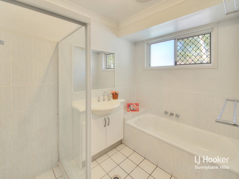 12 Housman Place, Calamvale QLD 4116