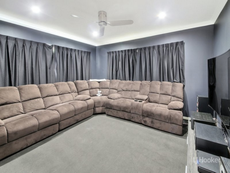 11 Wattle Grove, Boronia Heights QLD 4124