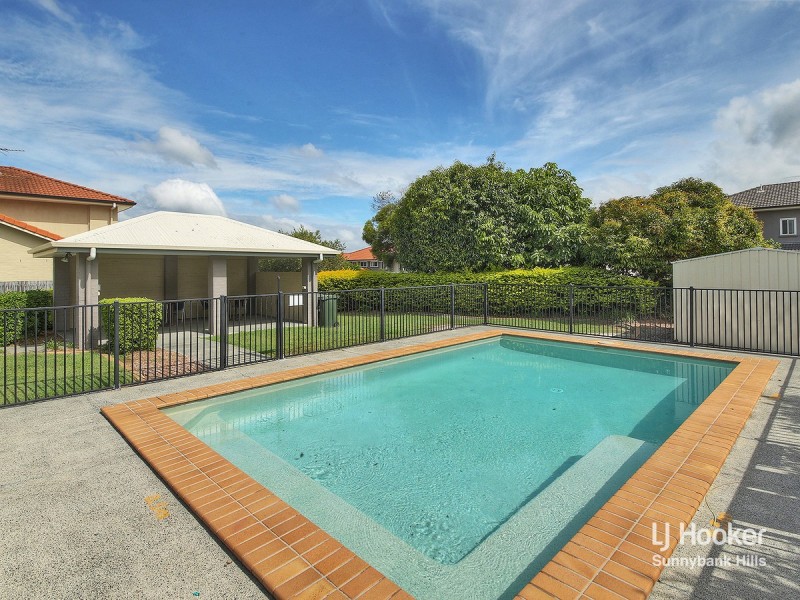 32/1 Daintree Drive, Parkinson QLD 4115