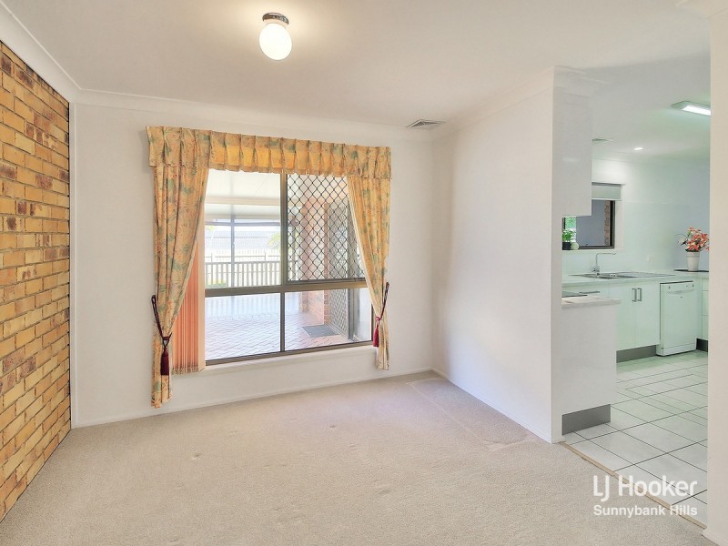 16 Monsour Street, Calamvale QLD 4116