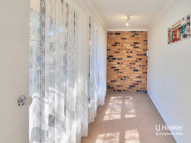 16 Monsour Street, Calamvale QLD 4116