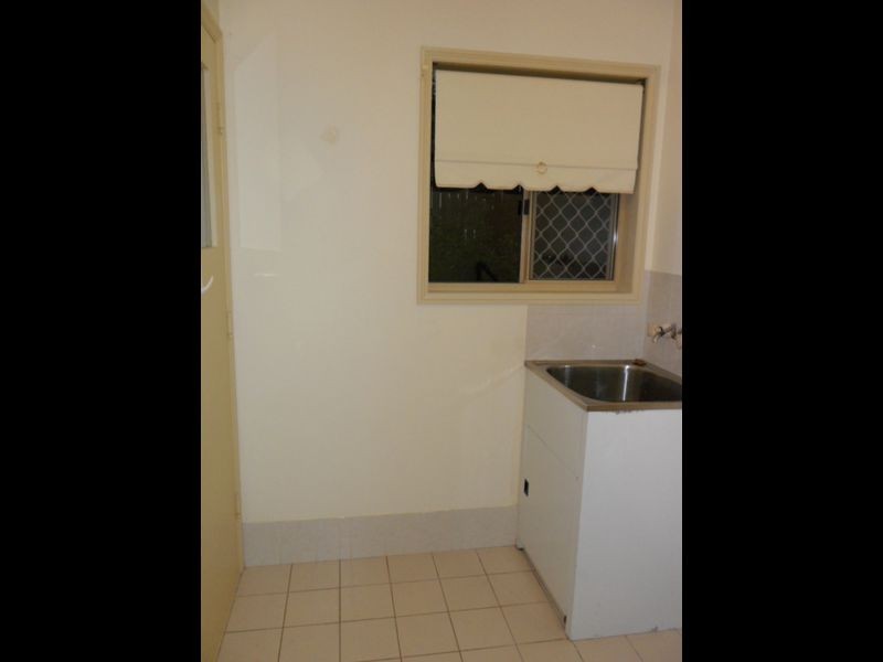 8 Maywood Crescent, Calamvale QLD 4116