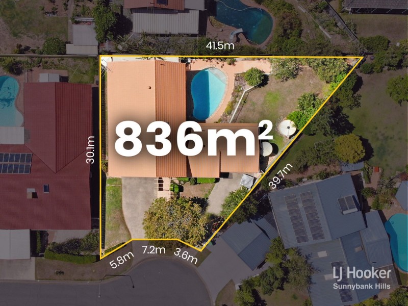 8 Zara Street, Robertson QLD 4109