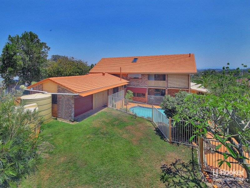 8 Zara Street, Robertson QLD 4109