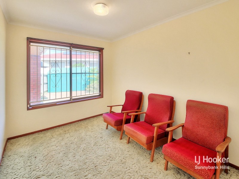 11 Dando Street, Macgregor QLD 4109