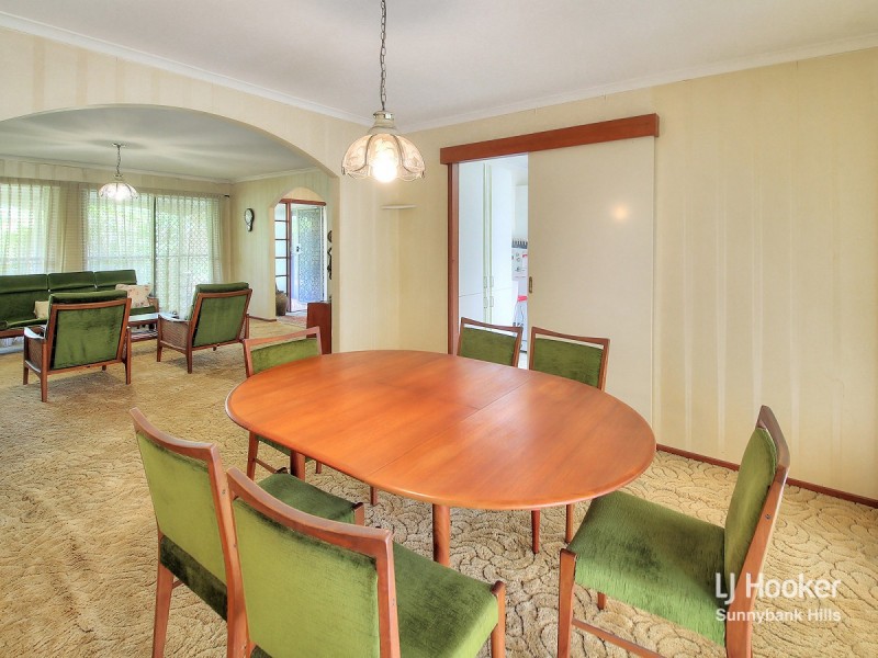 6 Halkin Street, Eight Mile Plains QLD 4113